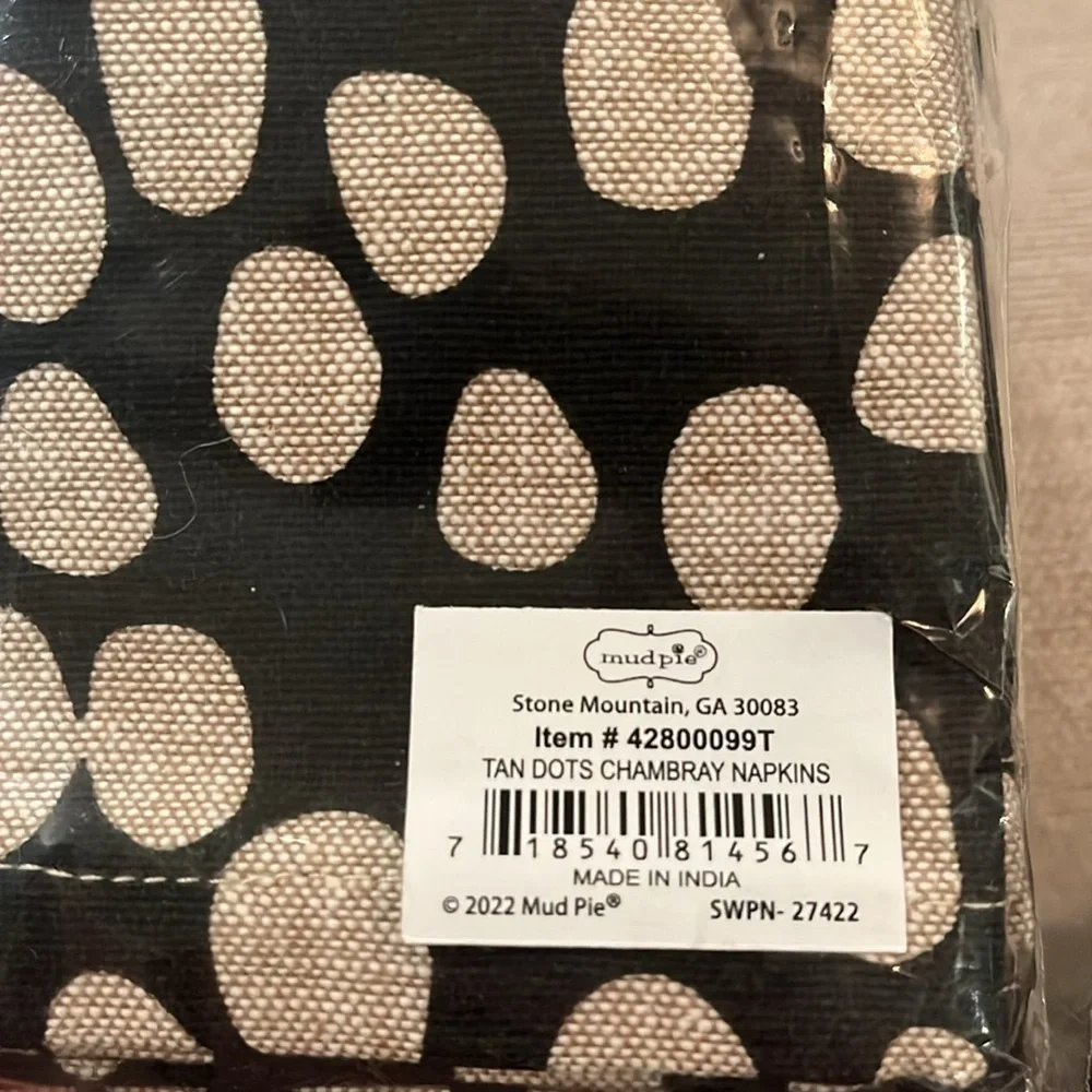Mud Pie Black with Tan Dots Napkin Set (Four)/NWT